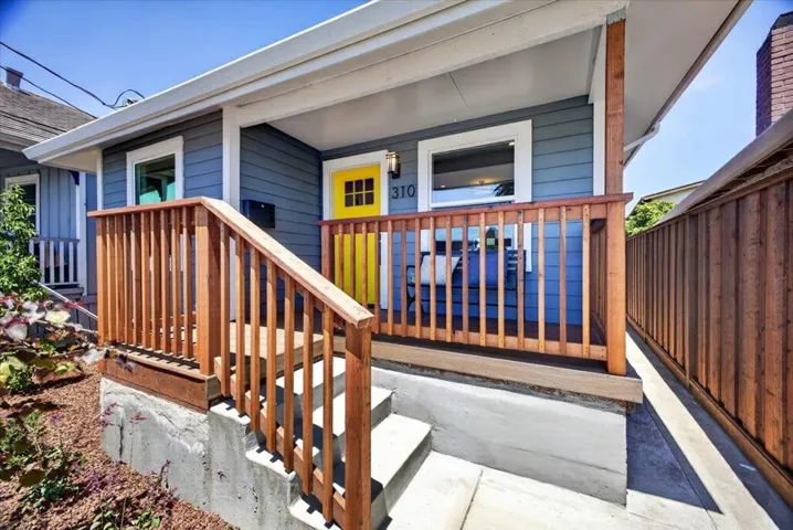 310 Errett Circle, Santa Cruz, California 95060