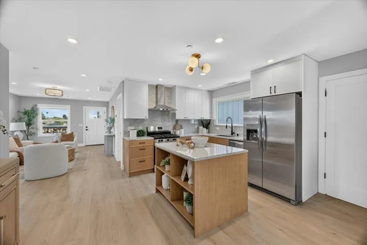310 Errett Circle, Santa Cruz, California 95060