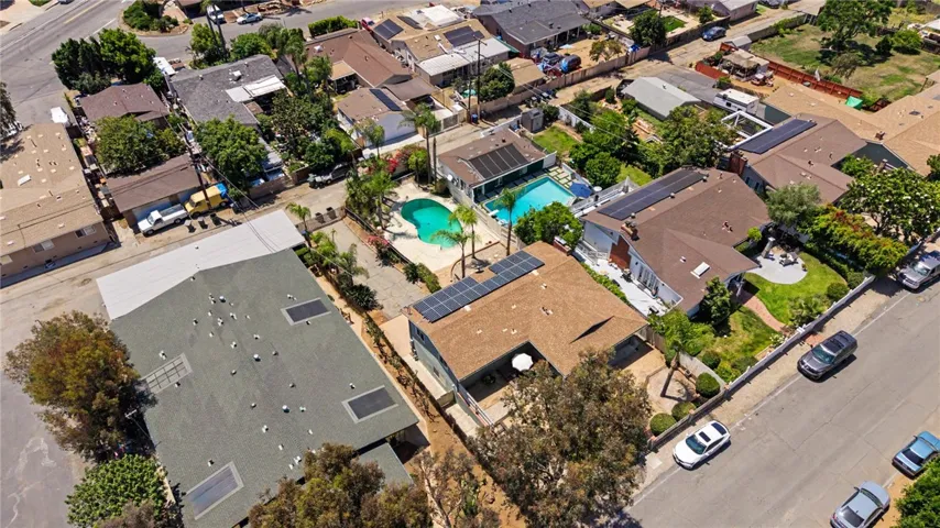 451 E 10th Avenue, Escondido, California 92025