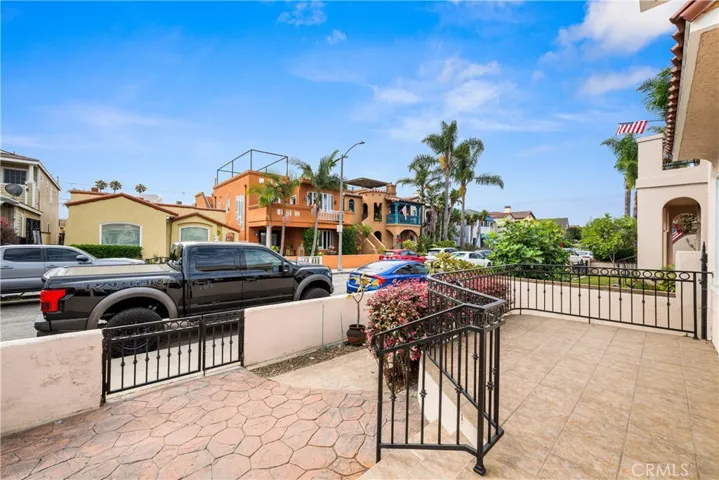 161 Santa Ana, Long Beach, California 90803