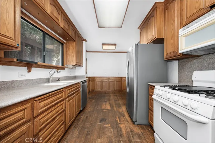 161 Santa Ana, Long Beach, California 90803