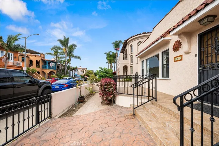 161 Santa Ana, Long Beach, California 90803