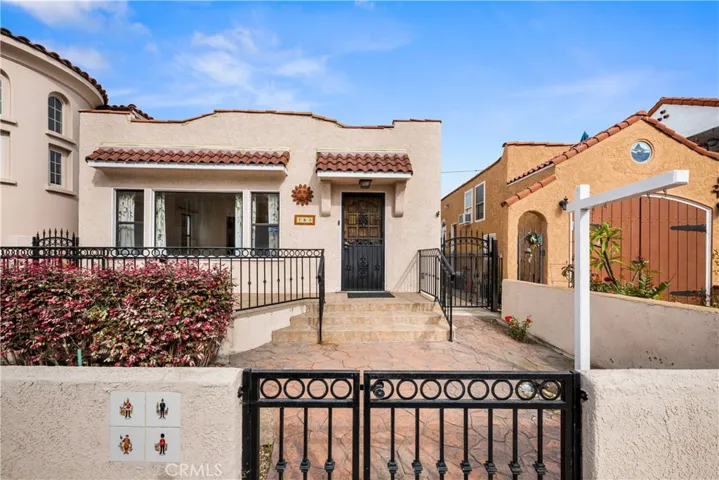161 Santa Ana, Long Beach, California 90803