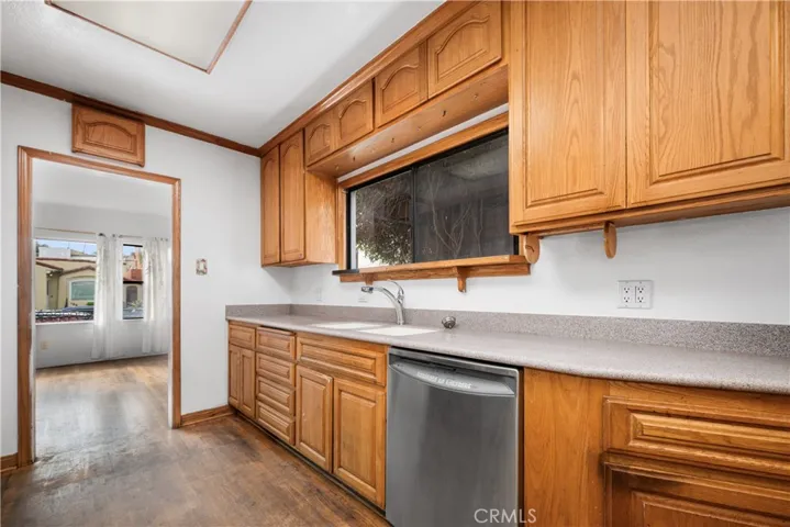 161 Santa Ana, Long Beach, California 90803