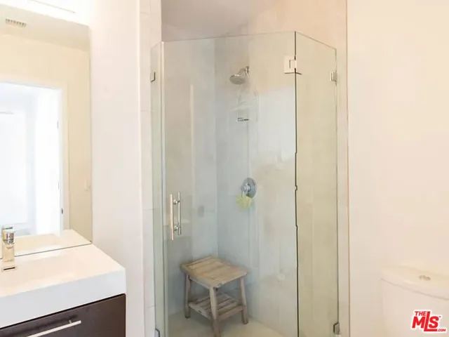 1319 Yale Street 1, Santa Monica, California 90404