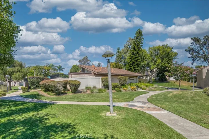 2991 Gingerwood, Fullerton, California 92835