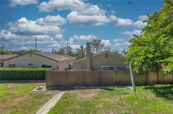 2991 Gingerwood, Fullerton, California 92835