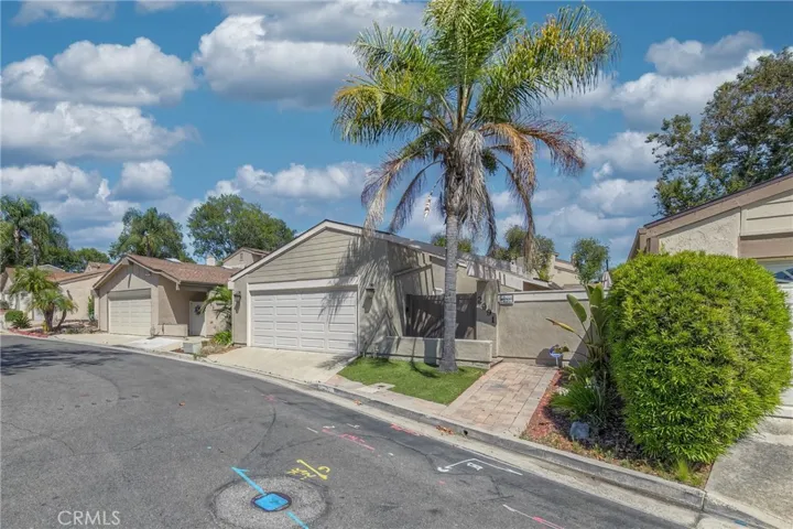 2991 Gingerwood, Fullerton, California 92835