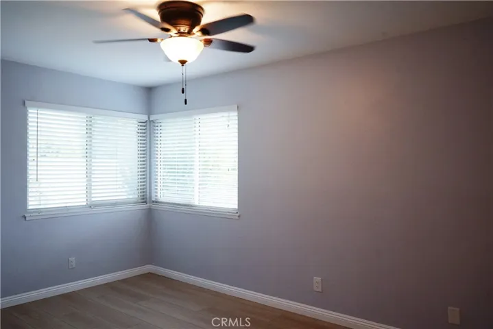 1695 E Avenida De Las Flores, Thousand Oaks, California 91362