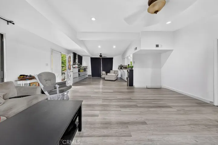 1148 Thompson, Glendale, California 91201