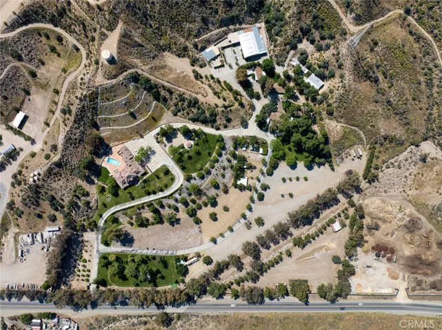 15142 Sierra Highway, Canyon Country, California 91390