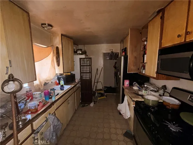 1183 W 19th St, San Bernardino, California 92411