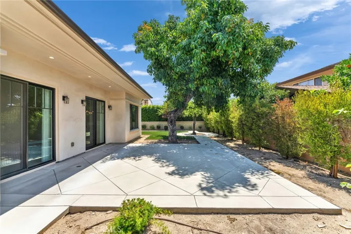 636 W Lemon, Arcadia, California 91007