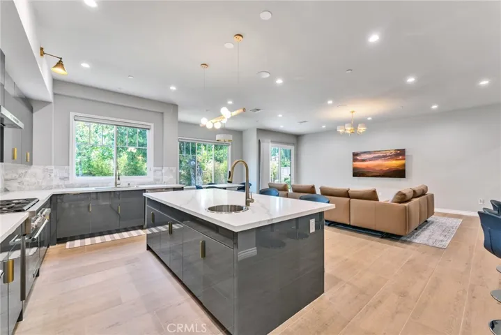 636 W Lemon, Arcadia, California 91007
