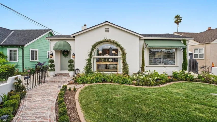 525 California Street, Watsonville, California 95076