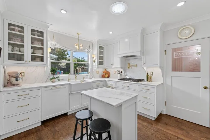 525 California Street, Watsonville, California 95076