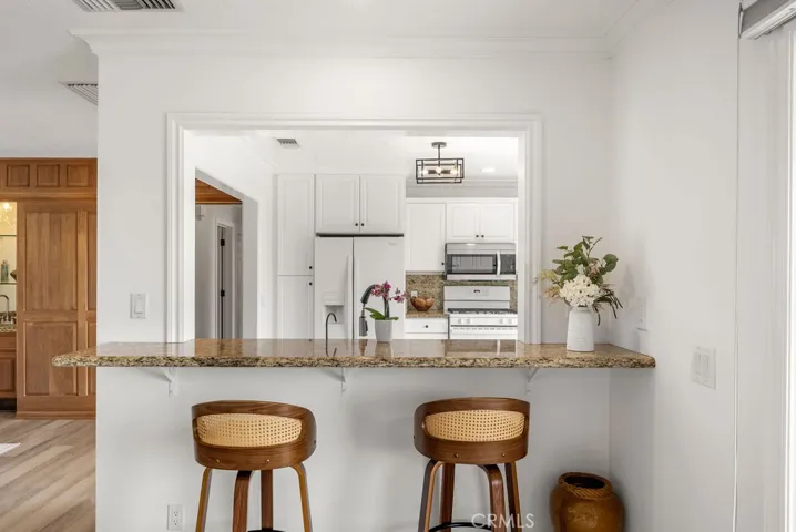 1651 Thurston Drive, Laguna Beach, California 92651