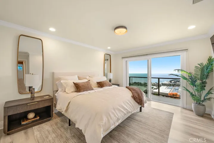 1651 Thurston Drive, Laguna Beach, California 92651