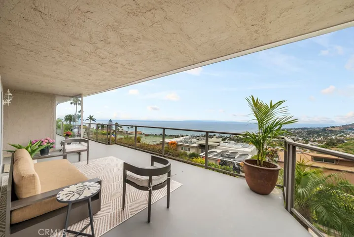 1651 Thurston Drive, Laguna Beach, California 92651