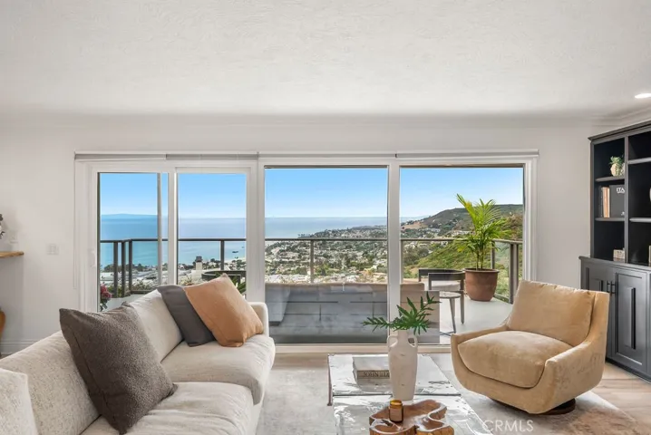 1651 Thurston Drive, Laguna Beach, California 92651