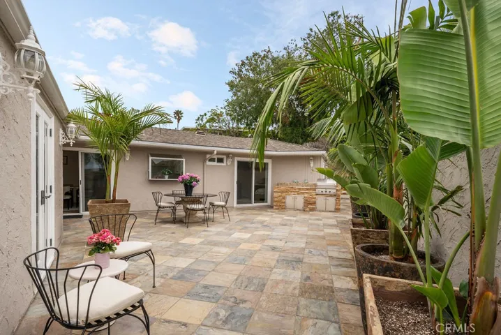 1651 Thurston Drive, Laguna Beach, California 92651
