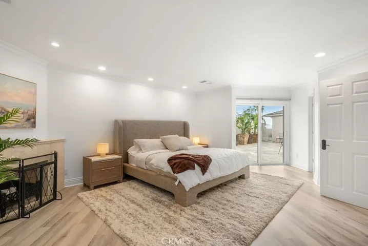 1651 Thurston Drive, Laguna Beach, California 92651