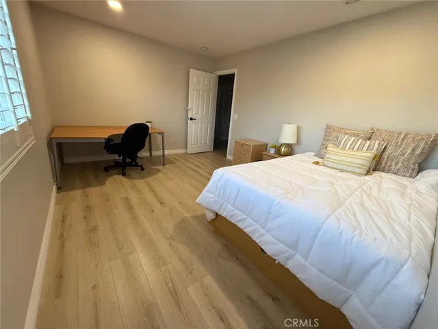 28 Calais, Irvine, California 92602