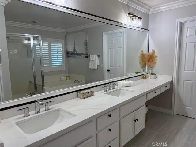 28 Calais, Irvine, California 92602