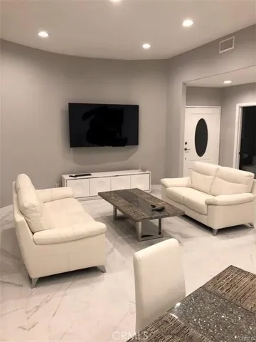 2256 Montrose Ave 1, Montrose, California 91020