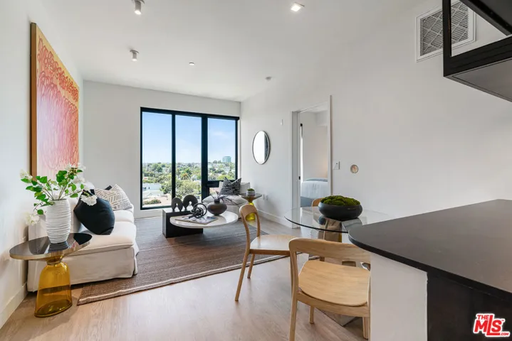 10700 Tabor Street Ph18, Los Angeles, California 90034