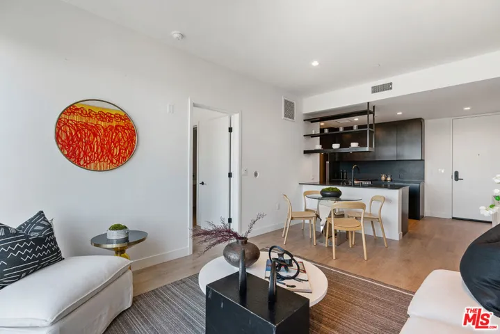 10700 Tabor Street Ph18, Los Angeles, California 90034