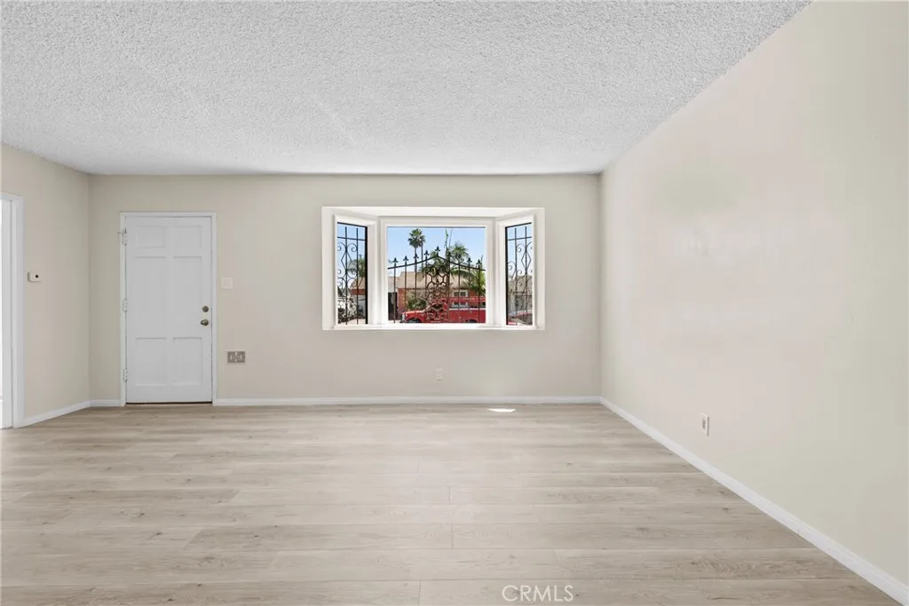 14609 S Cahita Avenue, Compton, California 90220 — photo 4