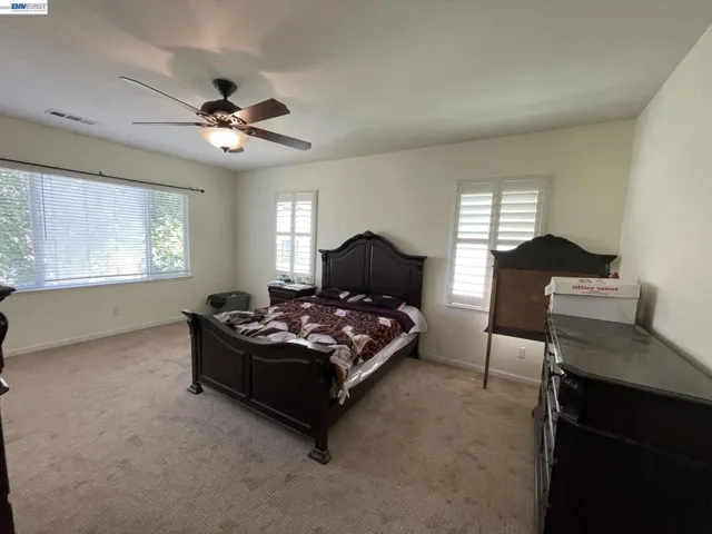6056 Silveroak Cir, Stockton, California 95219