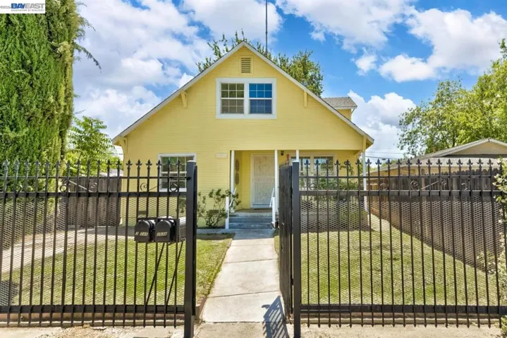 3534 20th Ave, Sacramento, California 95820