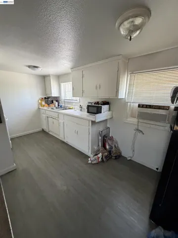 3534 20th Ave, Sacramento, California 95820