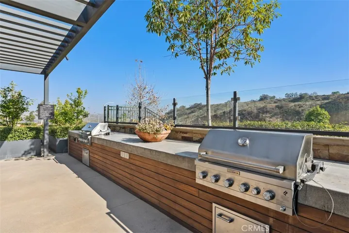 4247 Horvath 108, Corona, California 92883