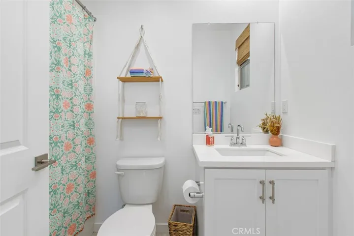 4247 Horvath 108, Corona, California 92883