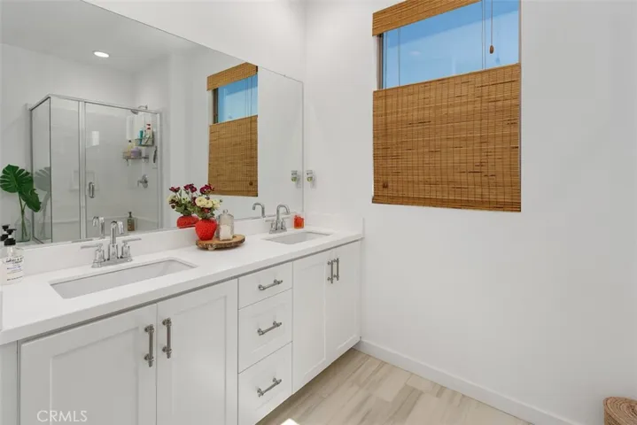 4247 Horvath 108, Corona, California 92883