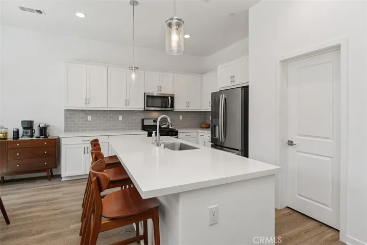 4247 Horvath 108, Corona, California 92883