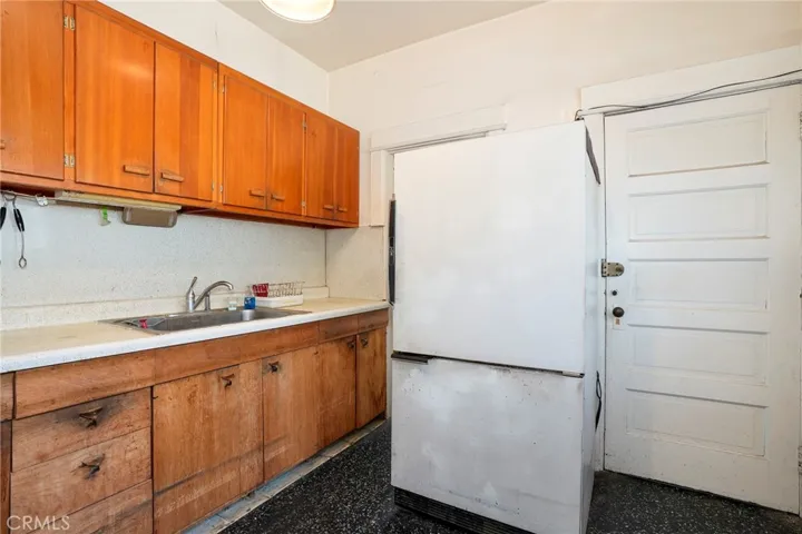 1520 W 22nd Street, Los Angeles, California 90007