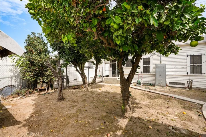 1520 W 22nd Street, Los Angeles, California 90007