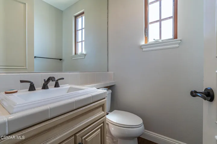 35 Casita Bath