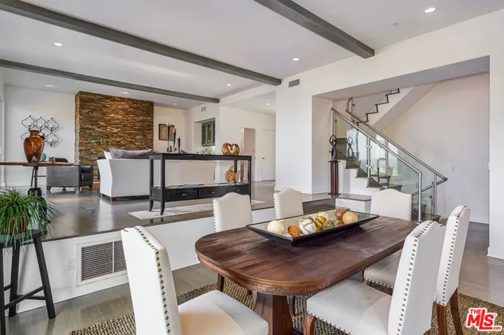 28907 Wight Road, Malibu, California 90265