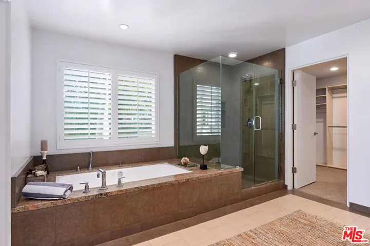 28907 Wight Road, Malibu, California 90265