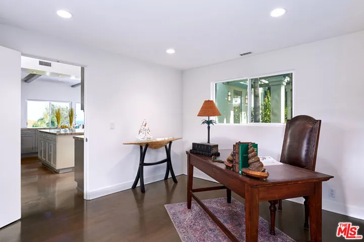 28907 Wight Road, Malibu, California 90265