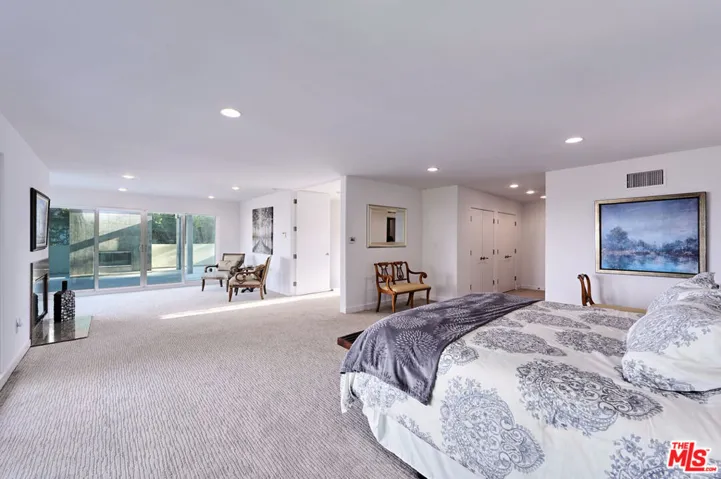 28907 Wight Road, Malibu, California 90265
