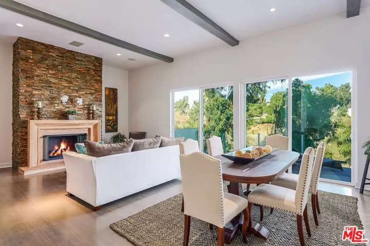 28907 Wight Road, Malibu, California 90265