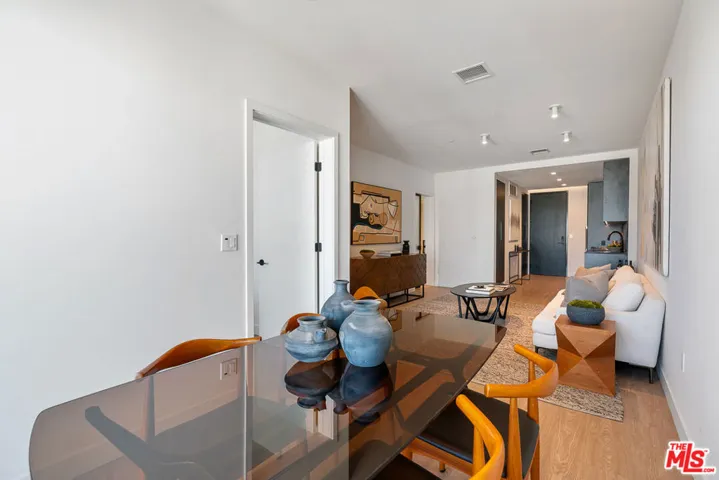 3688 Overland Avenue 507, Los Angeles, California 90034