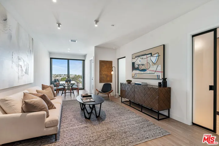 3688 Overland Avenue 507, Los Angeles, California 90034