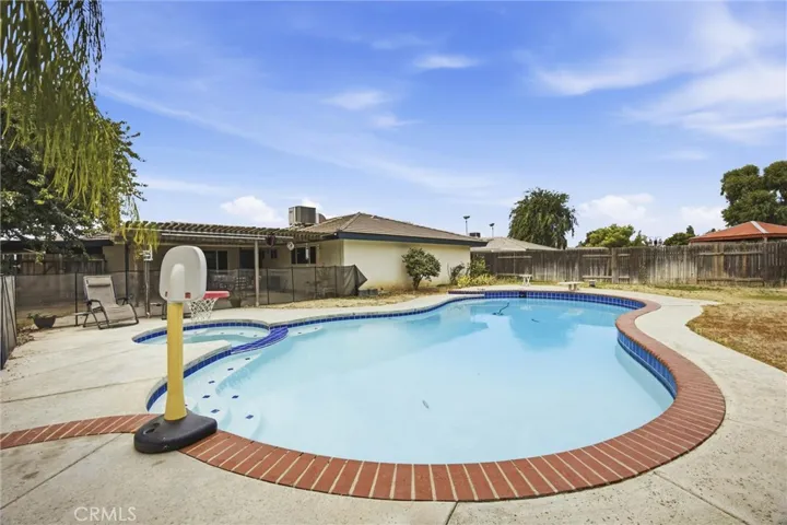 7604 Kimberly, Bakersfield, California 93308